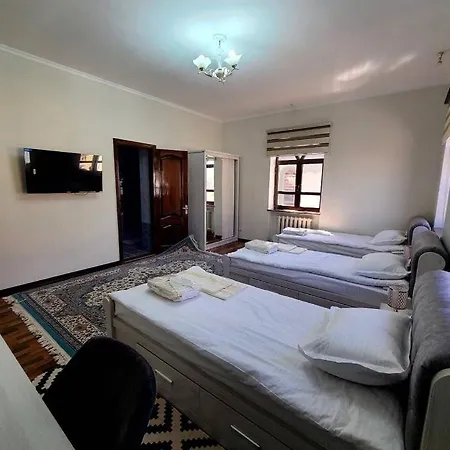 Quarto em Acomodações Particulares A Beautiful Newly Renovated Apartment. Porto